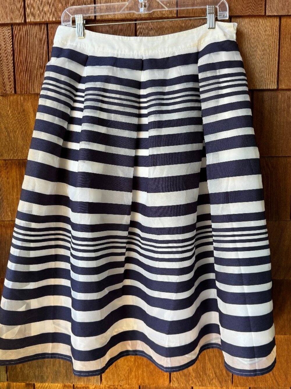 EUC ModCloth Navy and White Stripe Soiree Elation Skirt in Women's Large